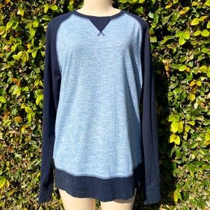 {THE NORTH FACE}  Sweater